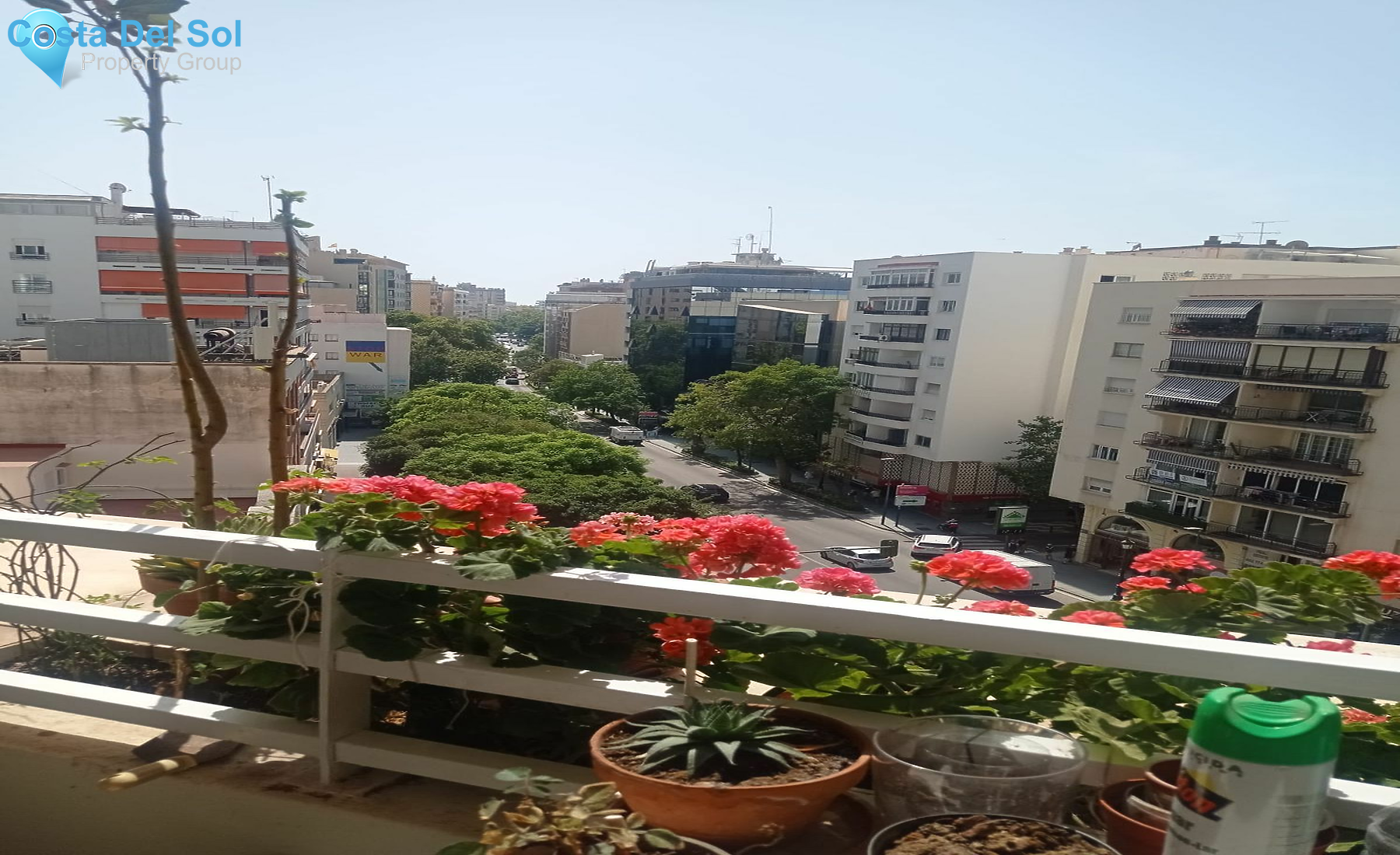 Middle Floor Apartment in Marbella-1535599