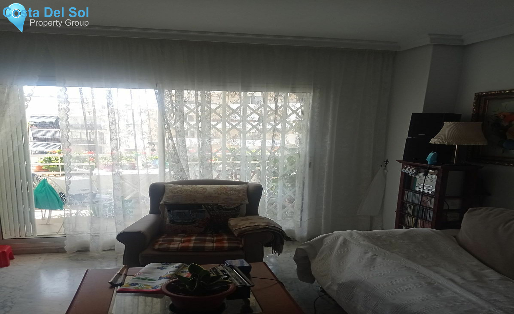 Middle Floor Apartment in Marbella-1535584