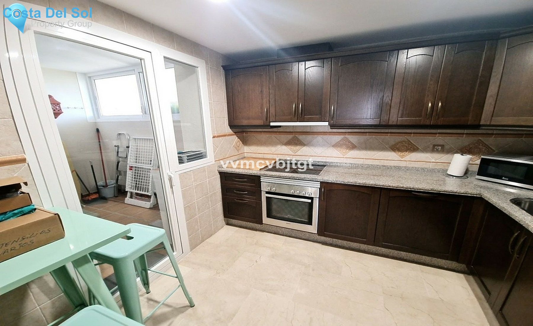 Middle Floor Apartment in Miraflores-1435869