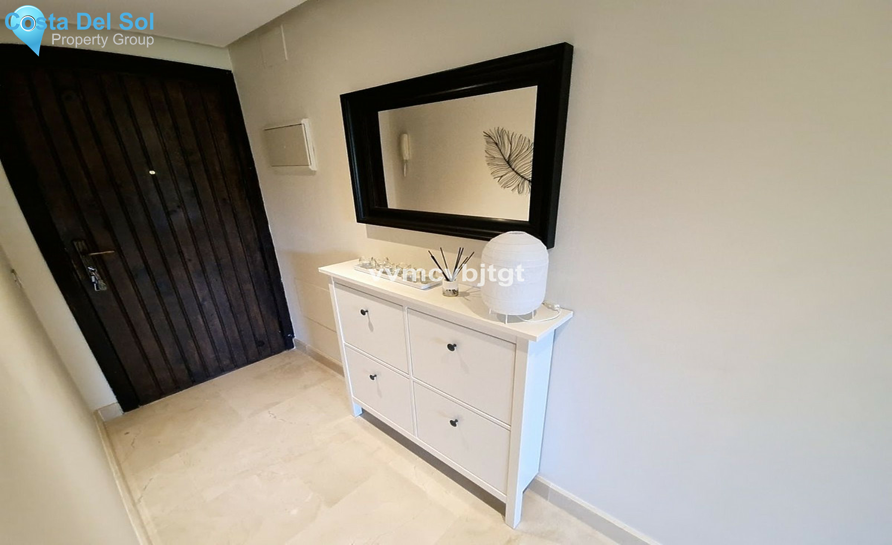 Middle Floor Apartment in Miraflores-1435874