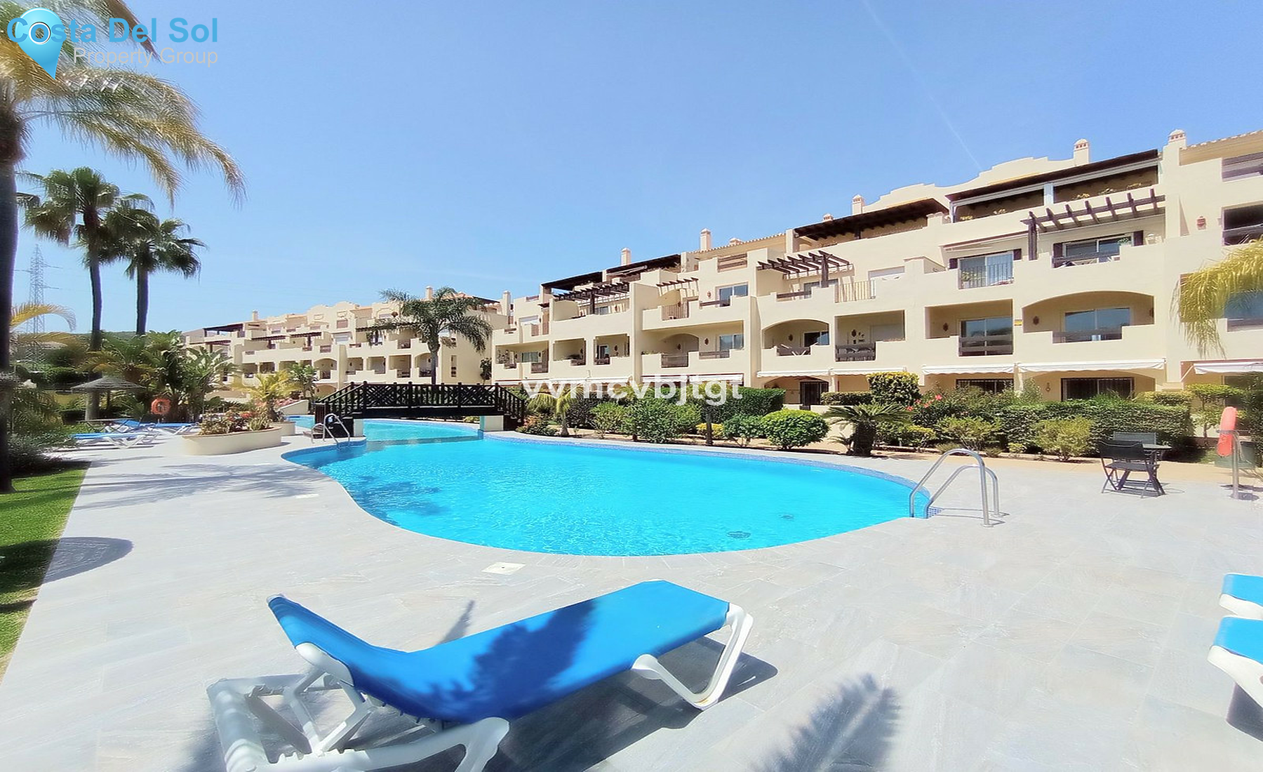 Middle Floor Apartment in Miraflores-1435878