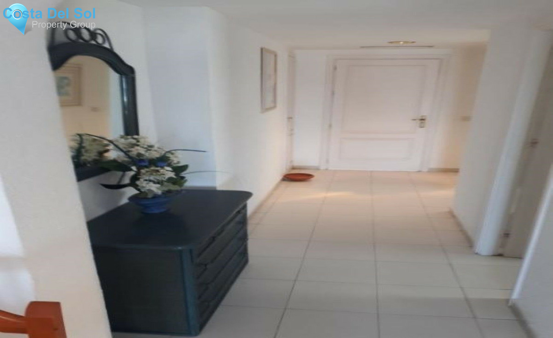 Middle Floor Apartment in Miraflores-1453093