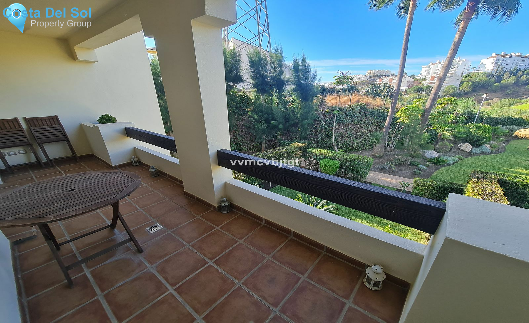 Middle Floor Apartment in Miraflores-1444508