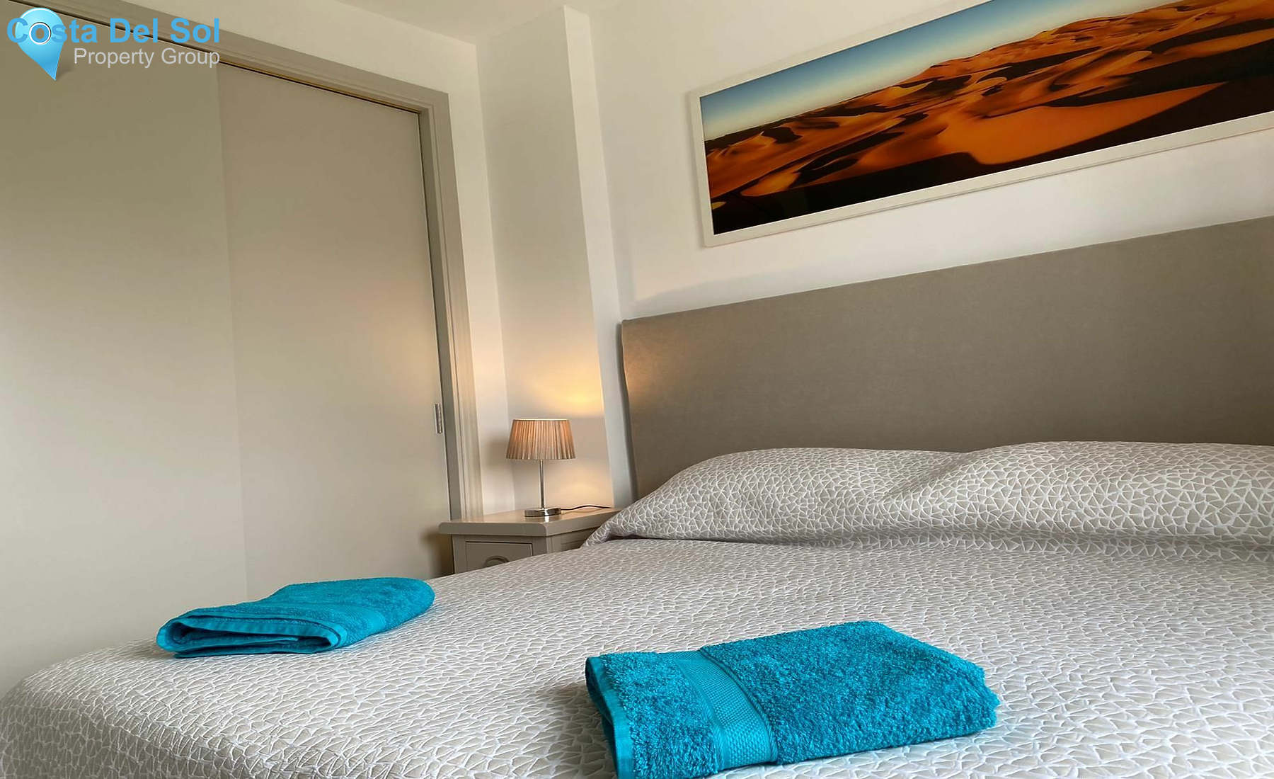 Middle Floor Apartment in Miraflores-1480409