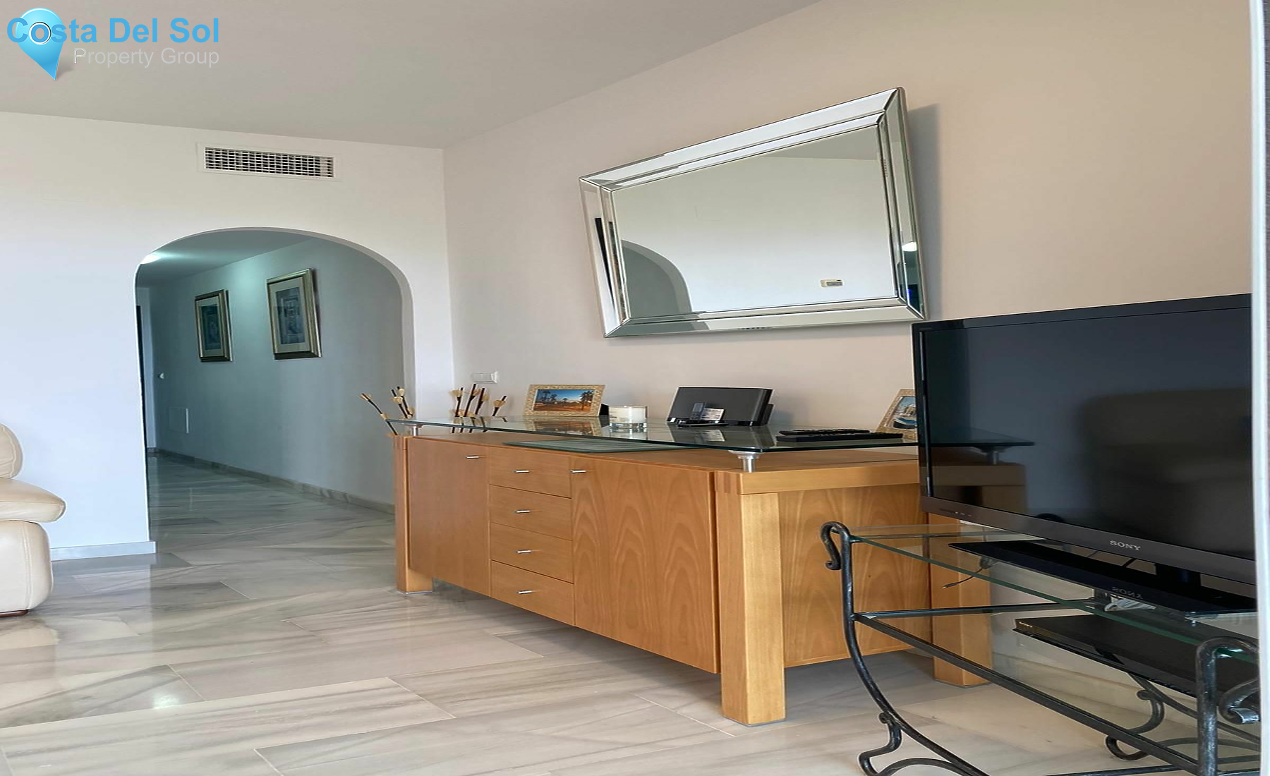 Middle Floor Apartment in Miraflores-1480410