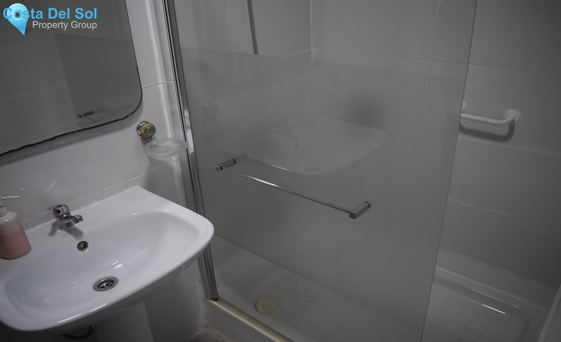 Middle Floor Apartment in Málaga Centro-1138109