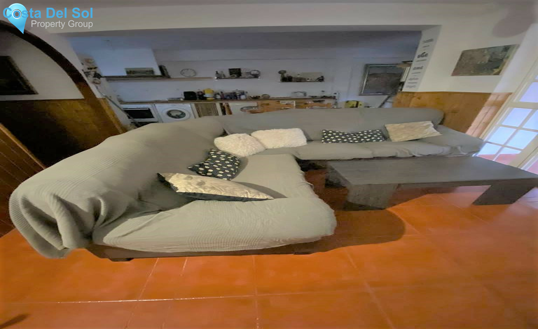 Middle Floor Apartment in Málaga-1405754