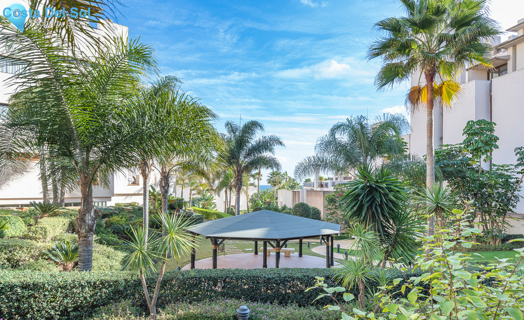 Middle Floor Apartment in New Golden Mile-1377442