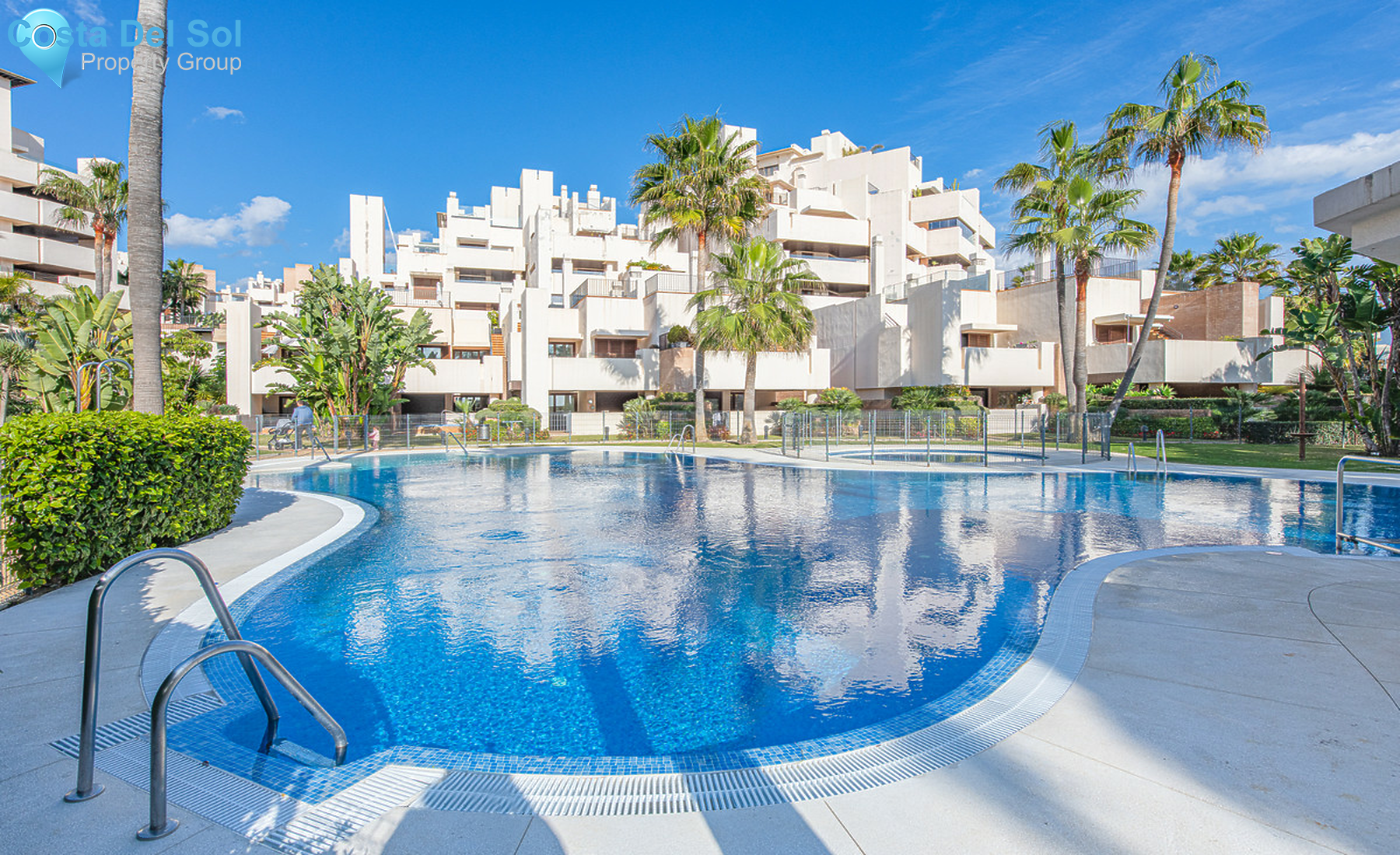 Middle Floor Apartment in New Golden Mile-1377443