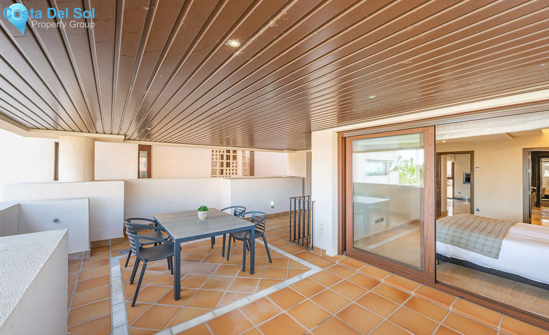 Middle Floor Apartment in New Golden Mile-1377445