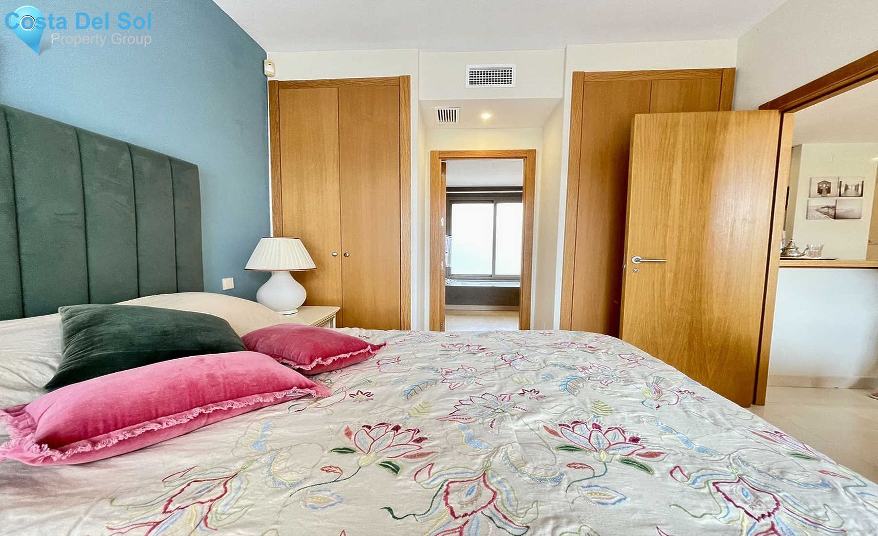 Middle Floor Apartment in New Golden Mile-1525083