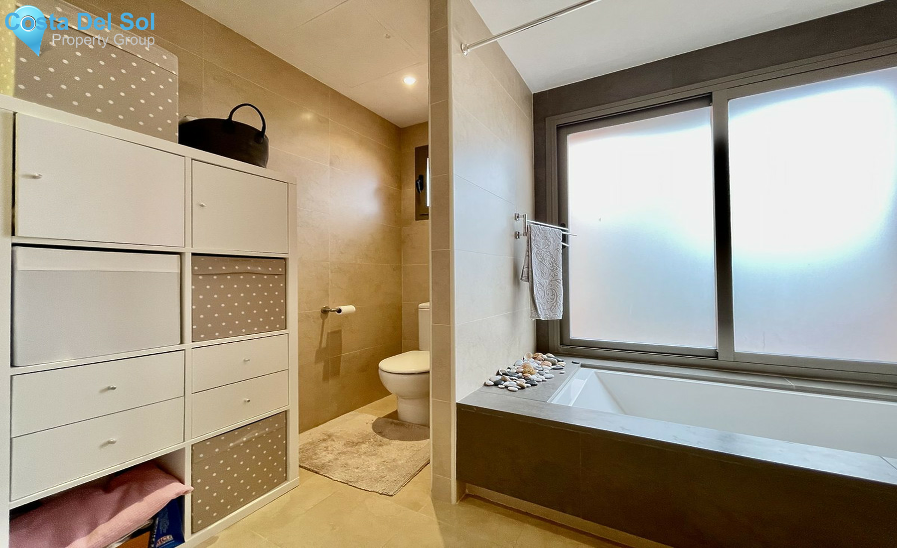 Middle Floor Apartment in New Golden Mile-1525085