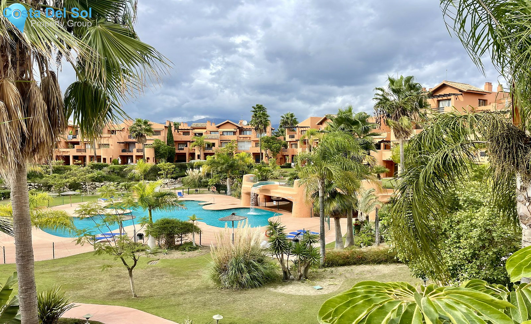 Middle Floor Apartment in New Golden Mile-1525092