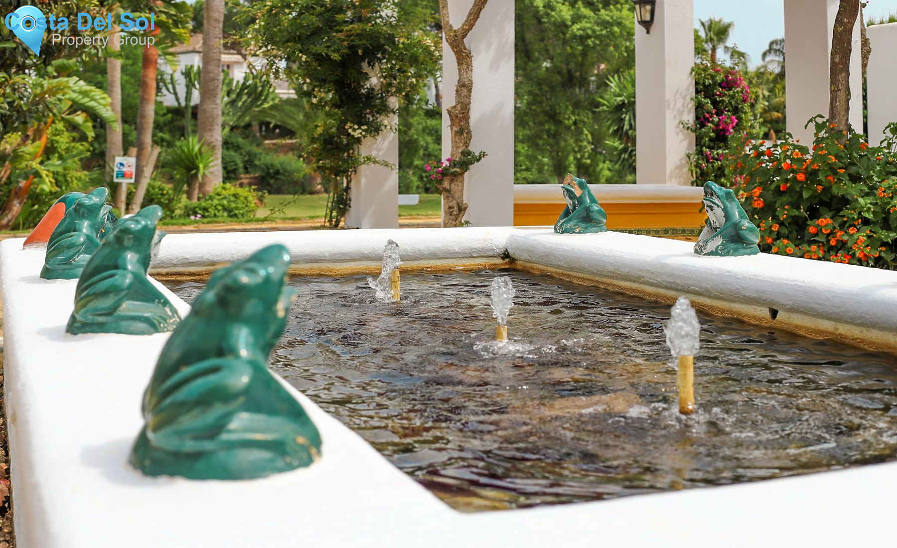 Middle Floor Apartment in New Golden Mile-1185666