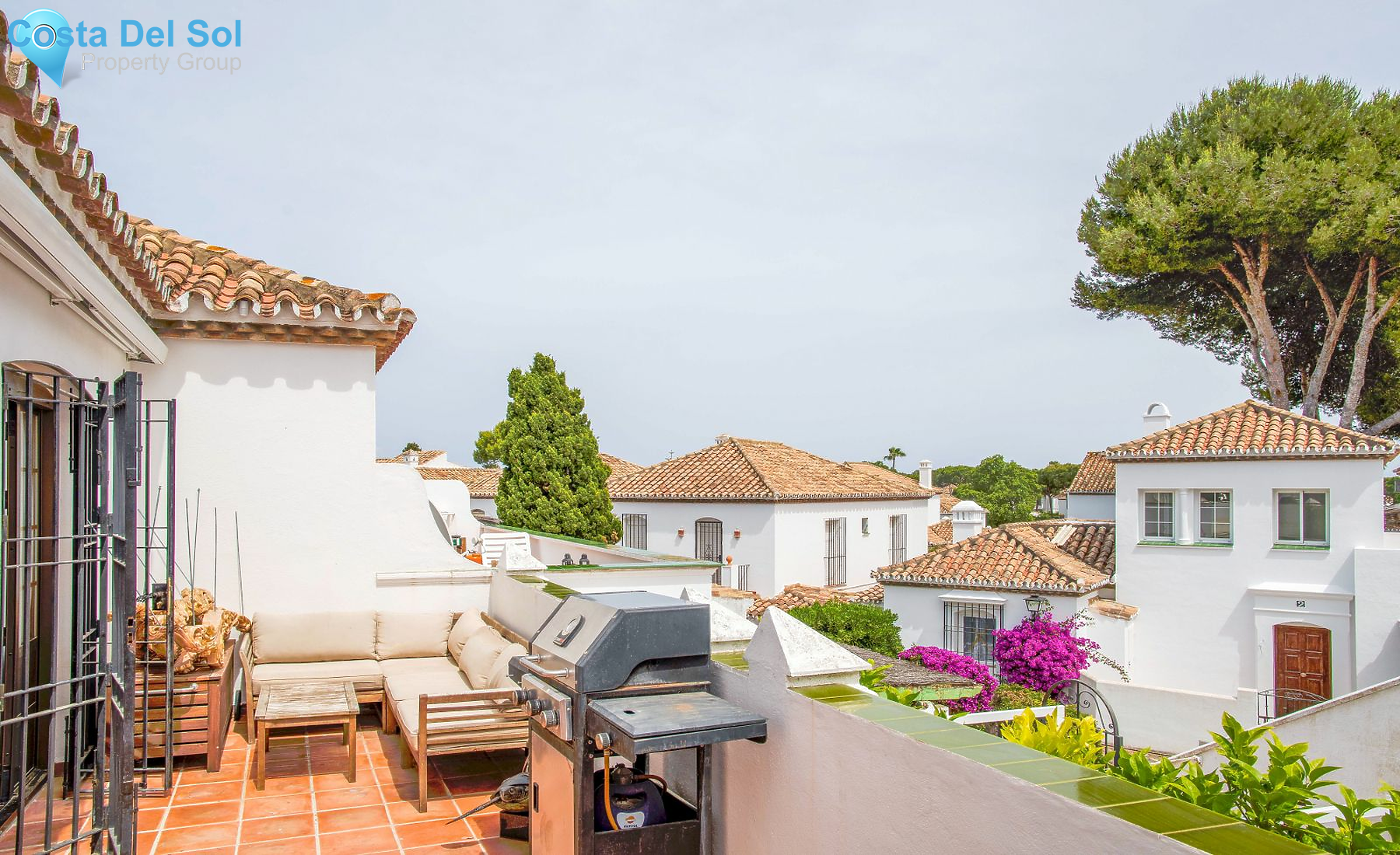 Middle Floor Apartment in New Golden Mile-1185654