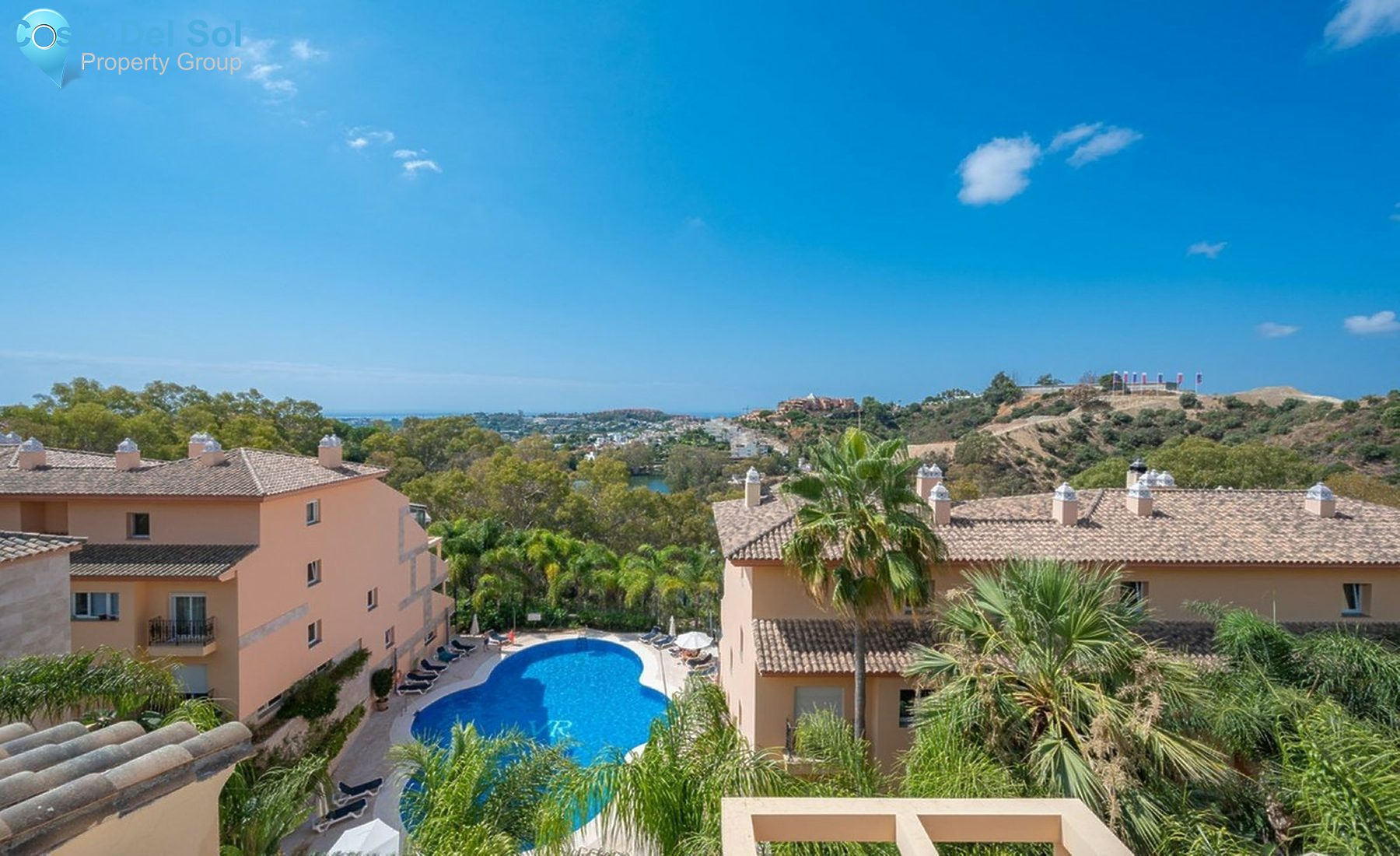 Middle Floor Apartment in Nueva Andalucía-1354149