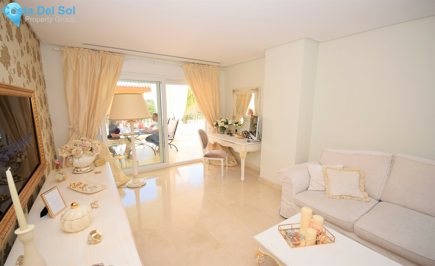 Middle Floor Apartment in Nueva Andalucía-1354150