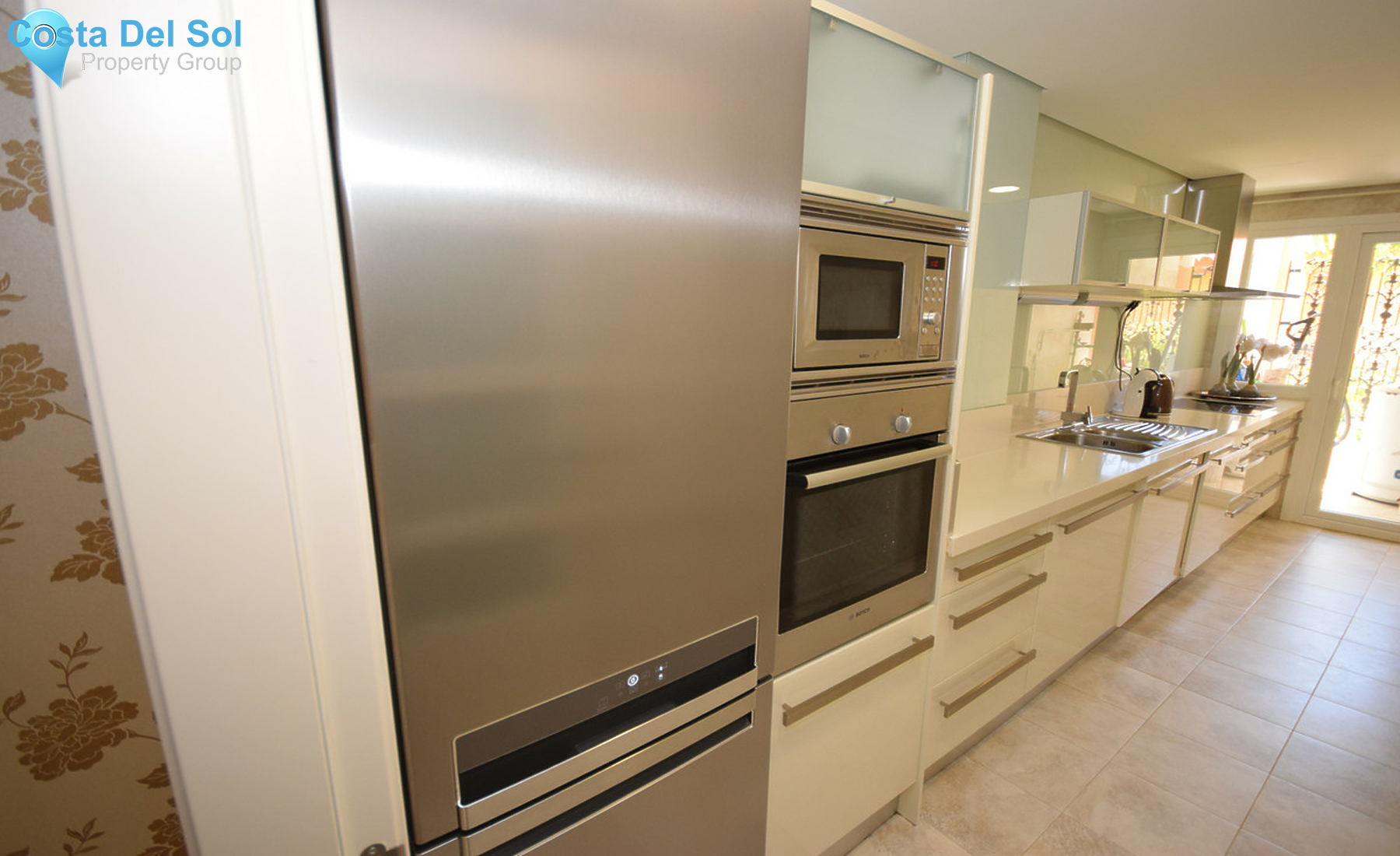Middle Floor Apartment in Nueva Andalucía-1354153