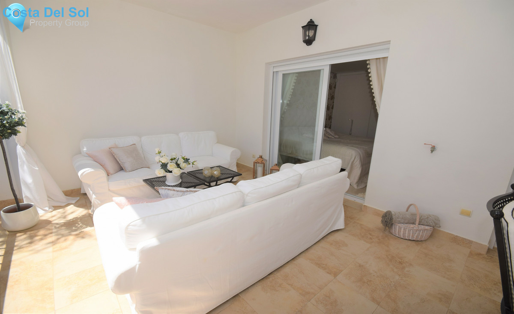 Middle Floor Apartment in Nueva Andalucía-1354154