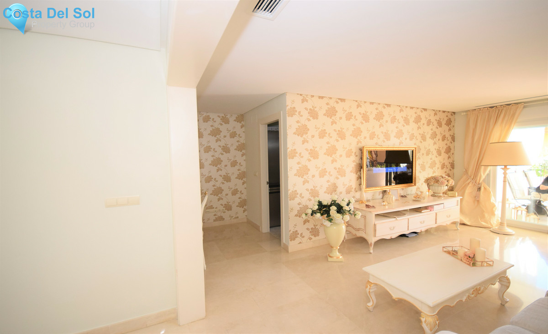Middle Floor Apartment in Nueva Andalucía-1354156