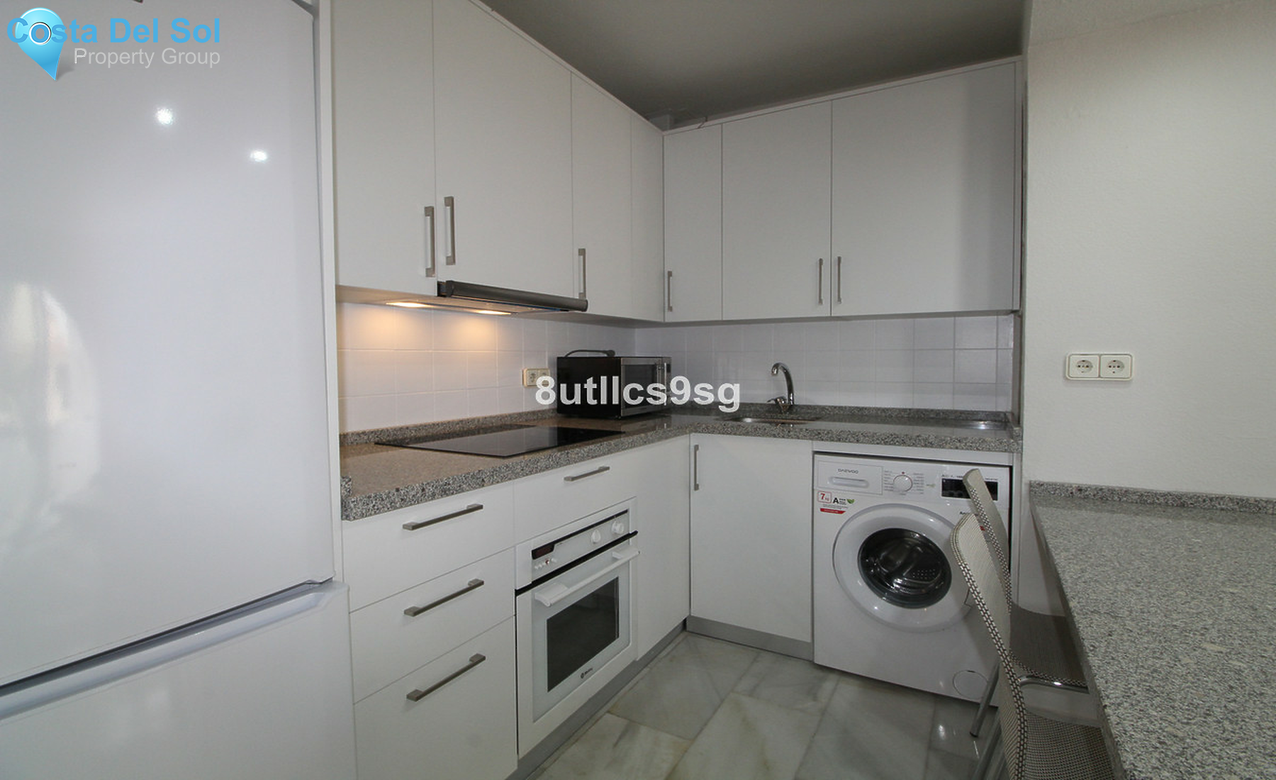 Middle Floor Apartment in Nueva Andalucía-1379981