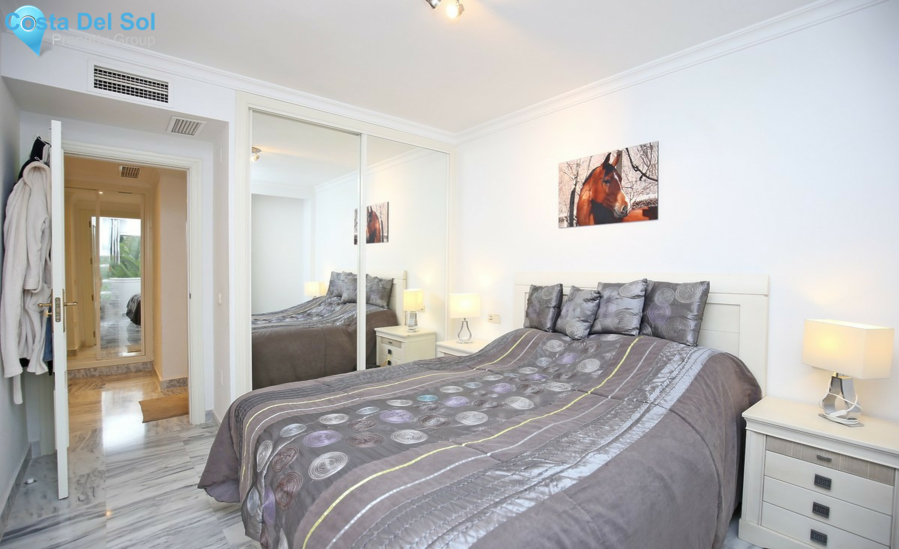 Middle Floor Apartment in Nueva Andalucía-1434146