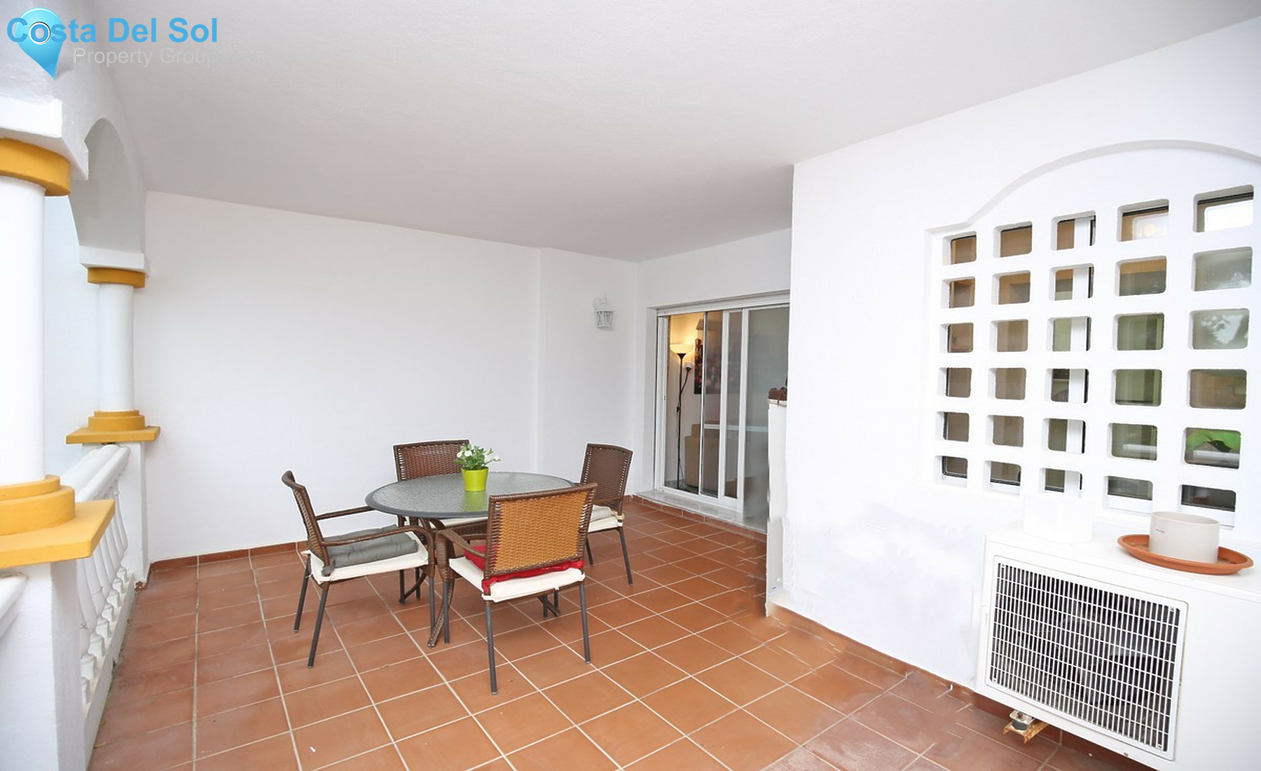 Middle Floor Apartment in Nueva Andalucía-1434148