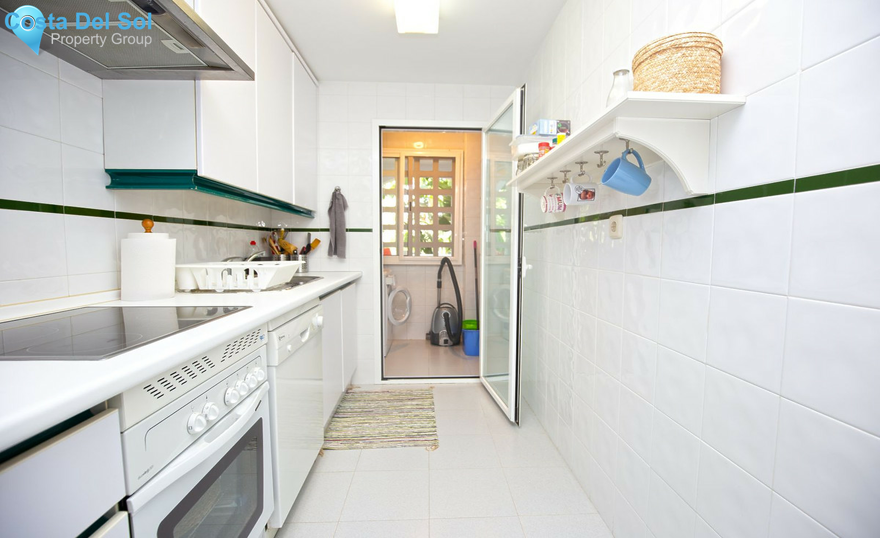 Middle Floor Apartment in Nueva Andalucía-1434140