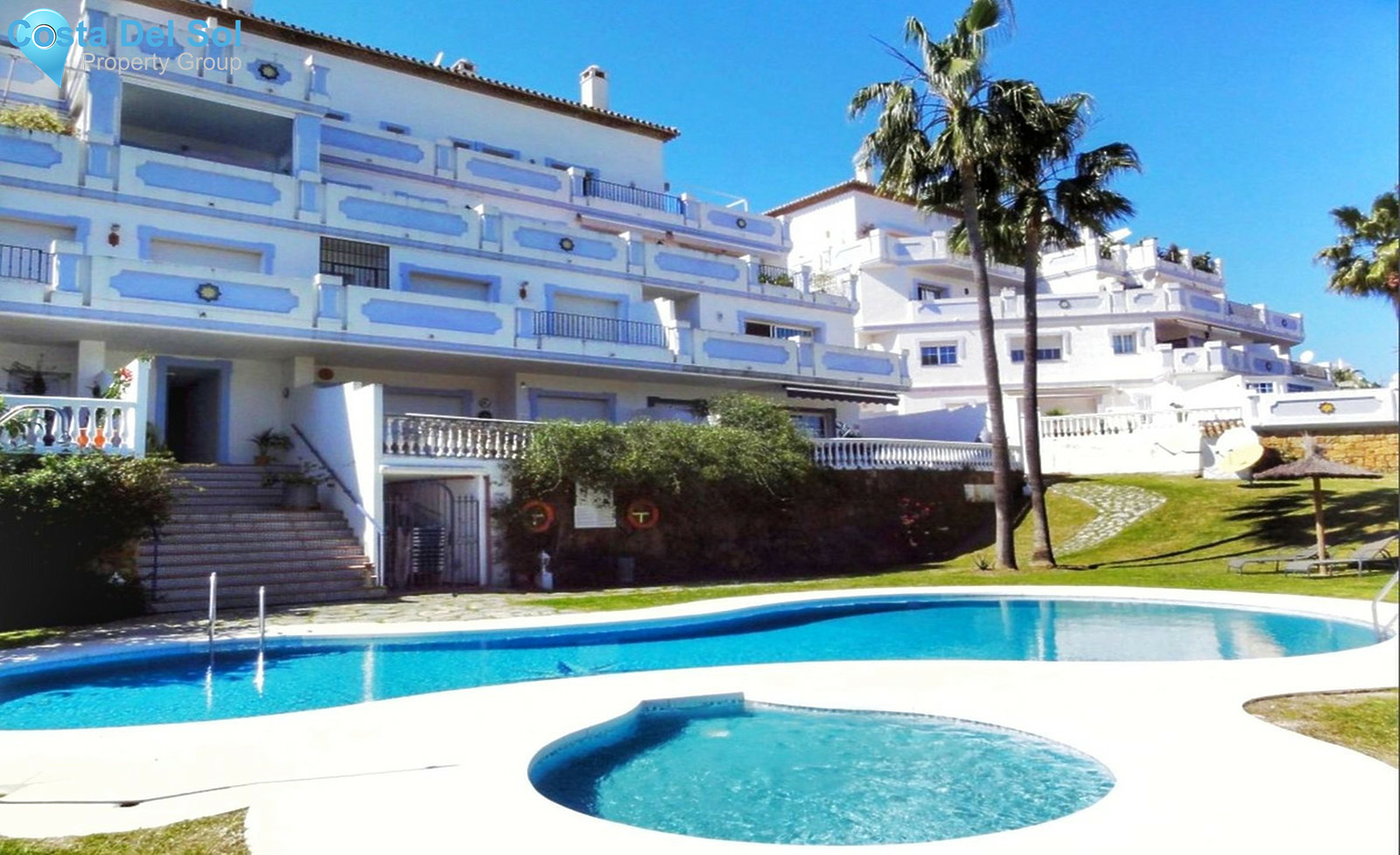 Middle Floor Apartment in Nueva Andalucía-1558651