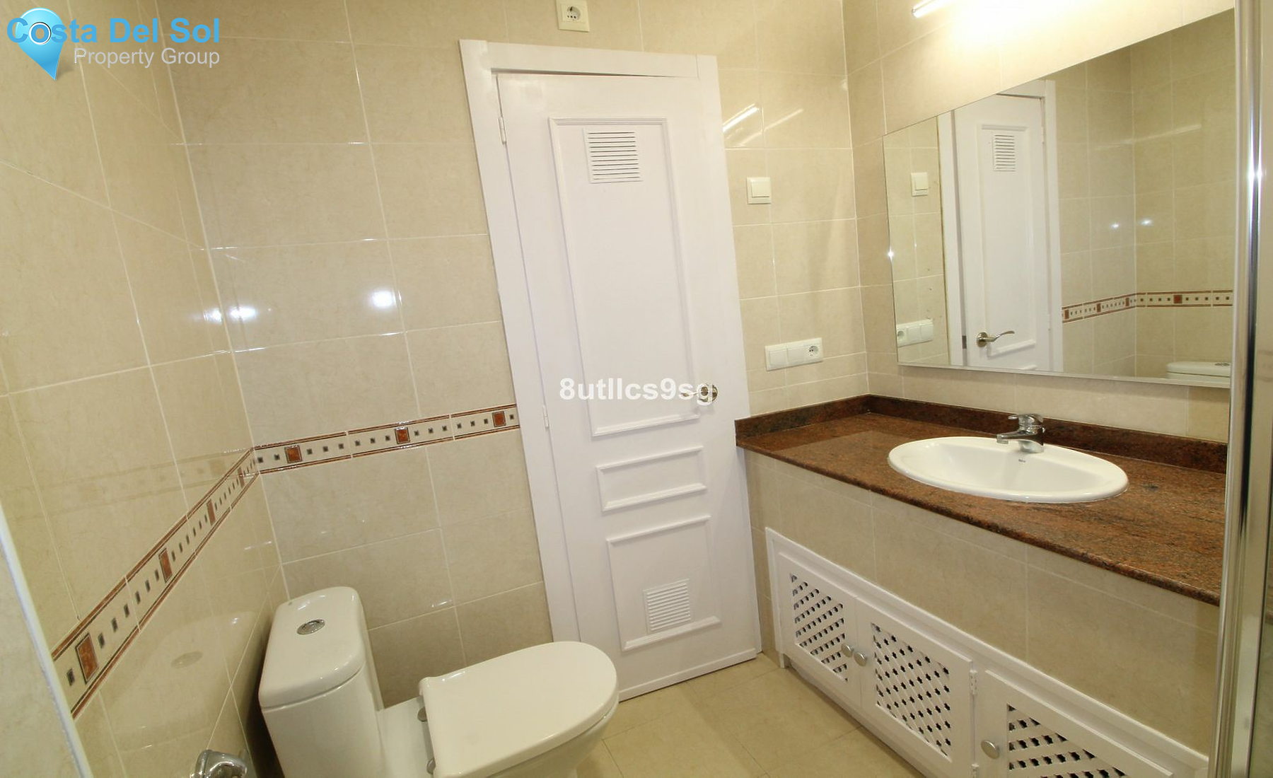 Middle Floor Apartment in Nueva Andalucía-1159054