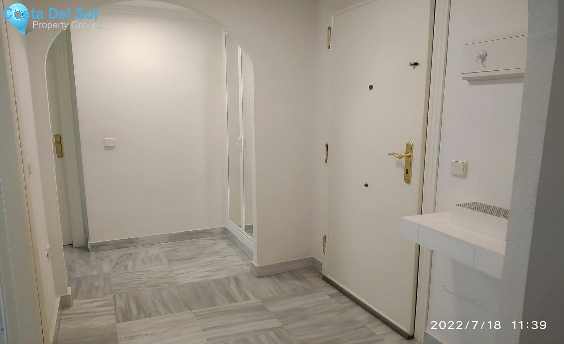 Middle Floor Apartment in Nueva Andalucía-1447574