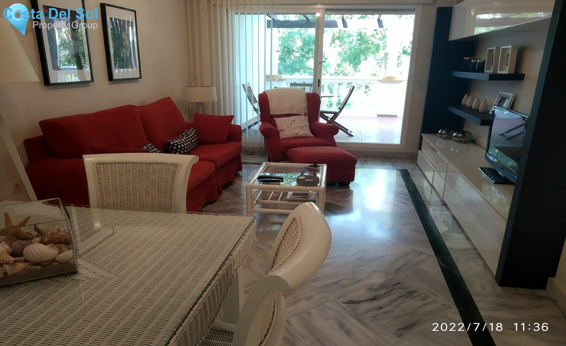 Middle Floor Apartment in Nueva Andalucía-1447564