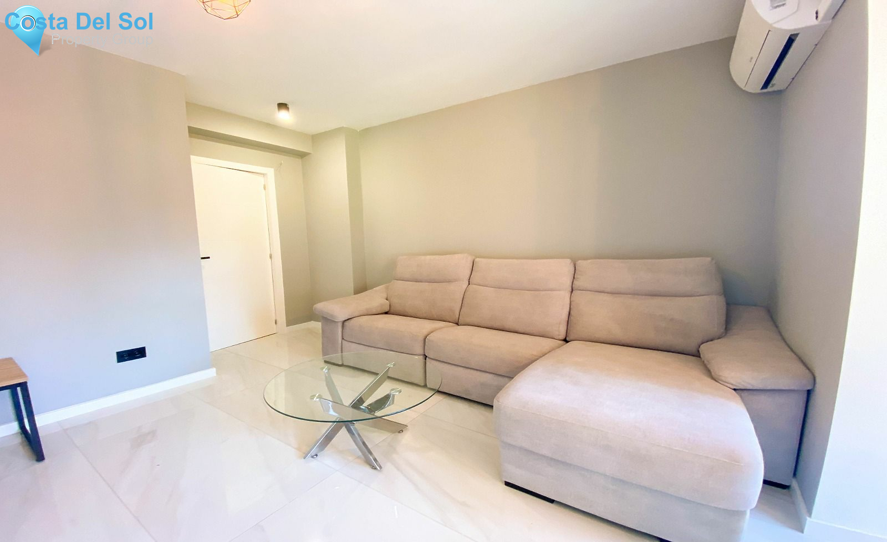Middle Floor Apartment in Nueva Andalucía-1463950