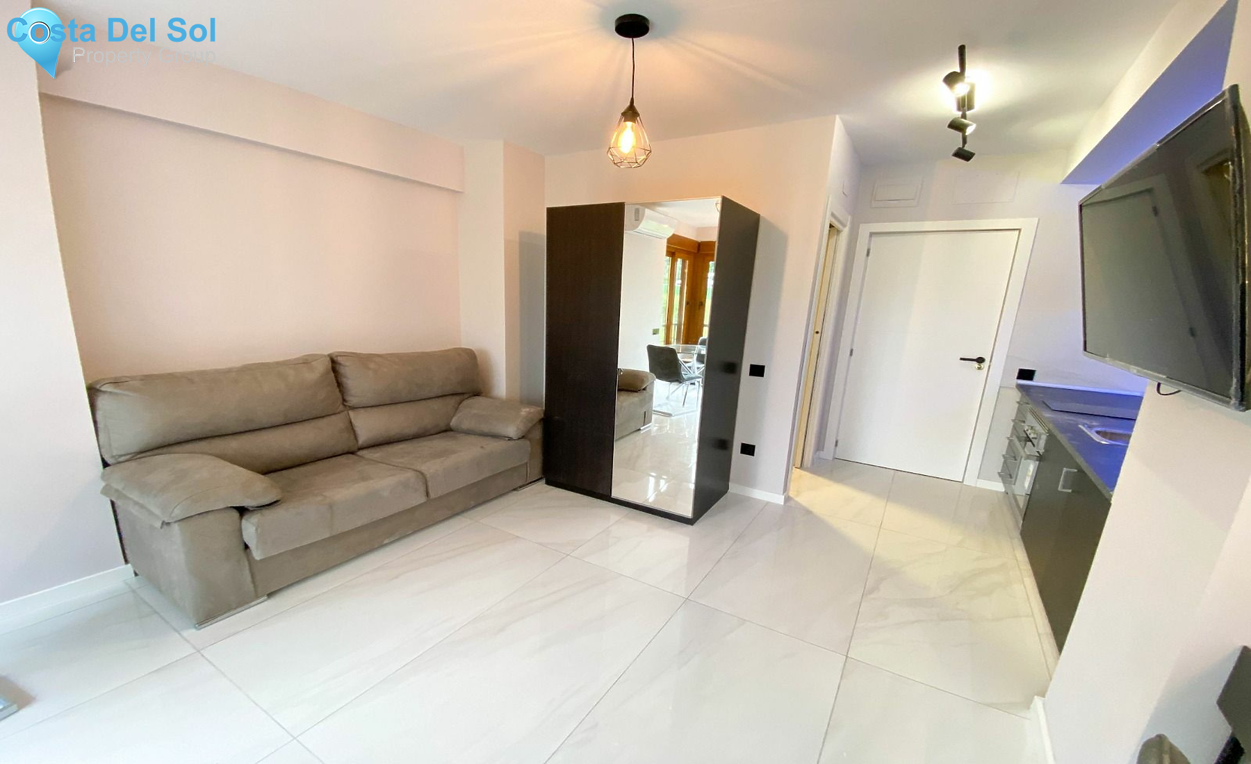 Middle Floor Apartment in Nueva Andalucía-1532897