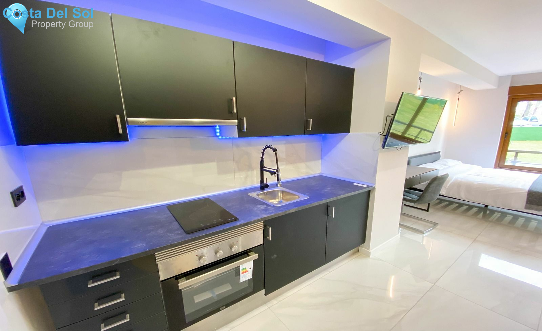 Middle Floor Apartment in Nueva Andalucía-1532898