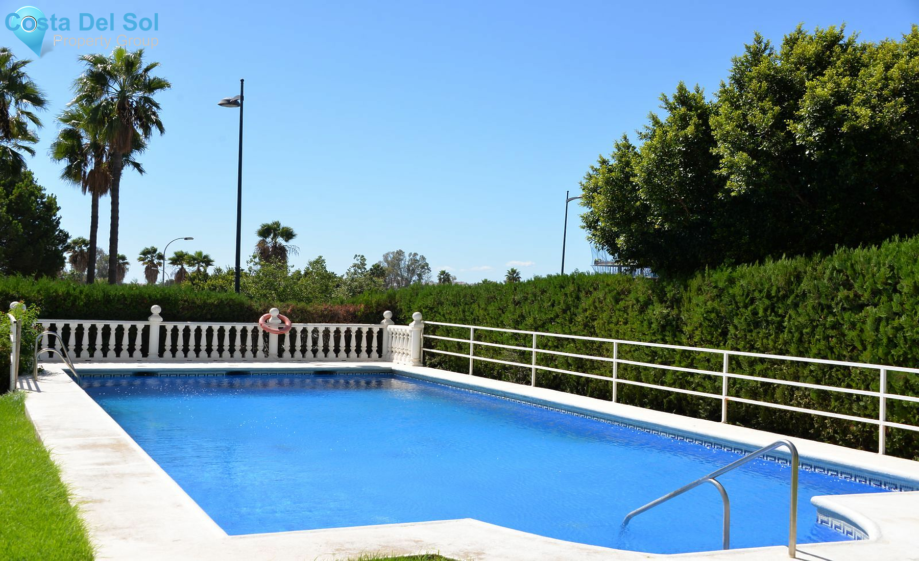 Middle Floor Apartment in Nueva Andalucía-1533089