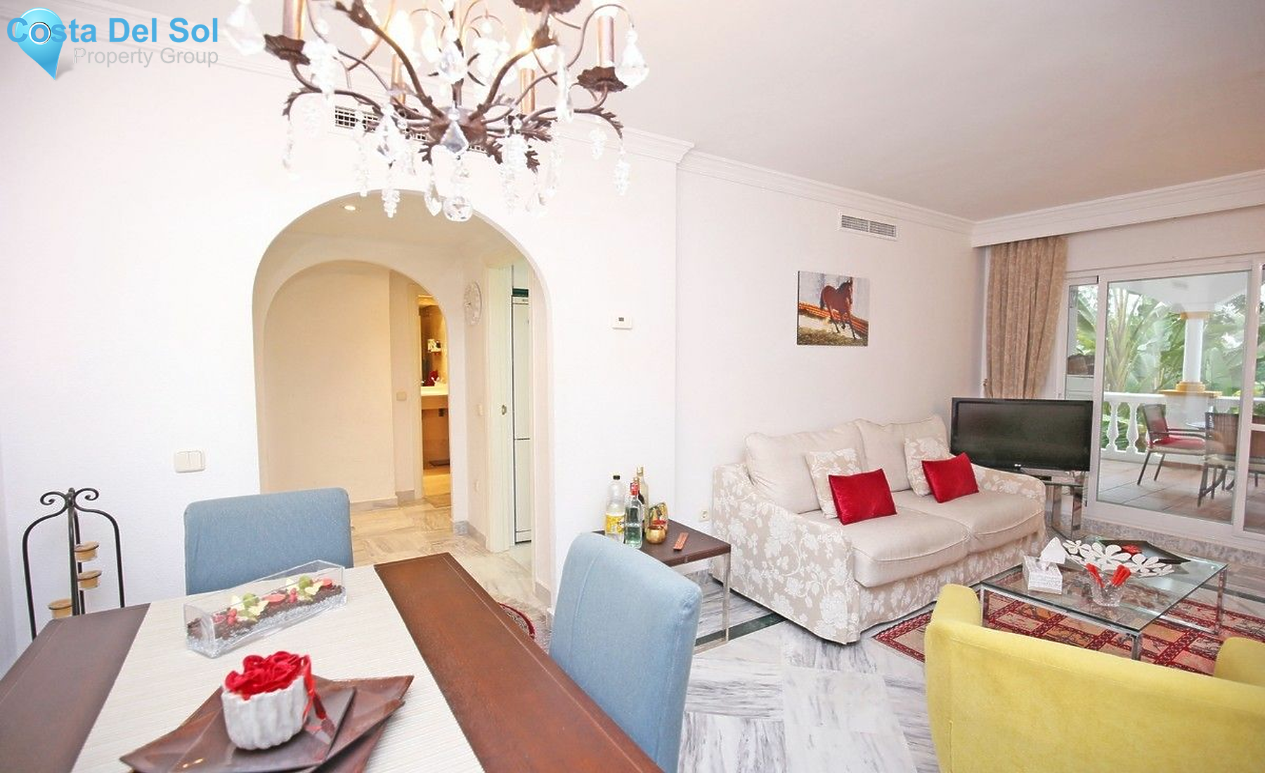 Middle Floor Apartment in Nueva Andalucía-1535061