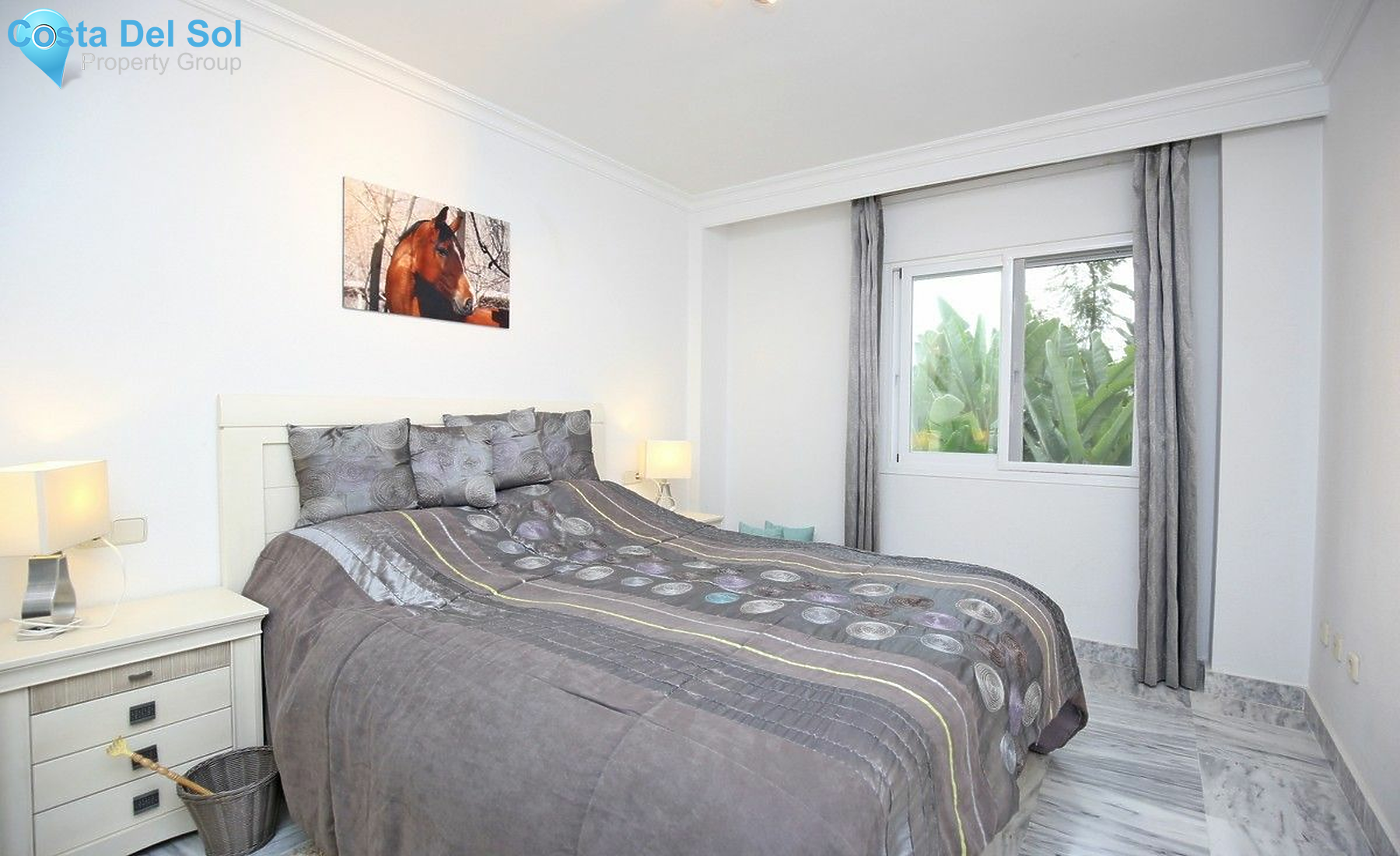 Middle Floor Apartment in Nueva Andalucía-1535050
