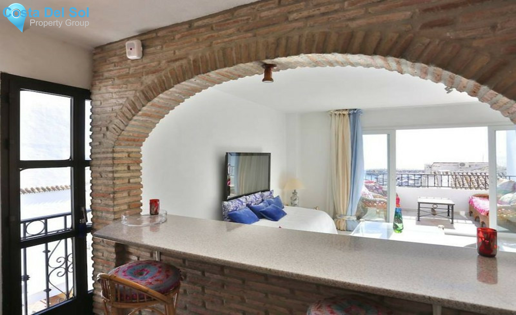 Middle Floor Apartment in Puerto Banús-1336351