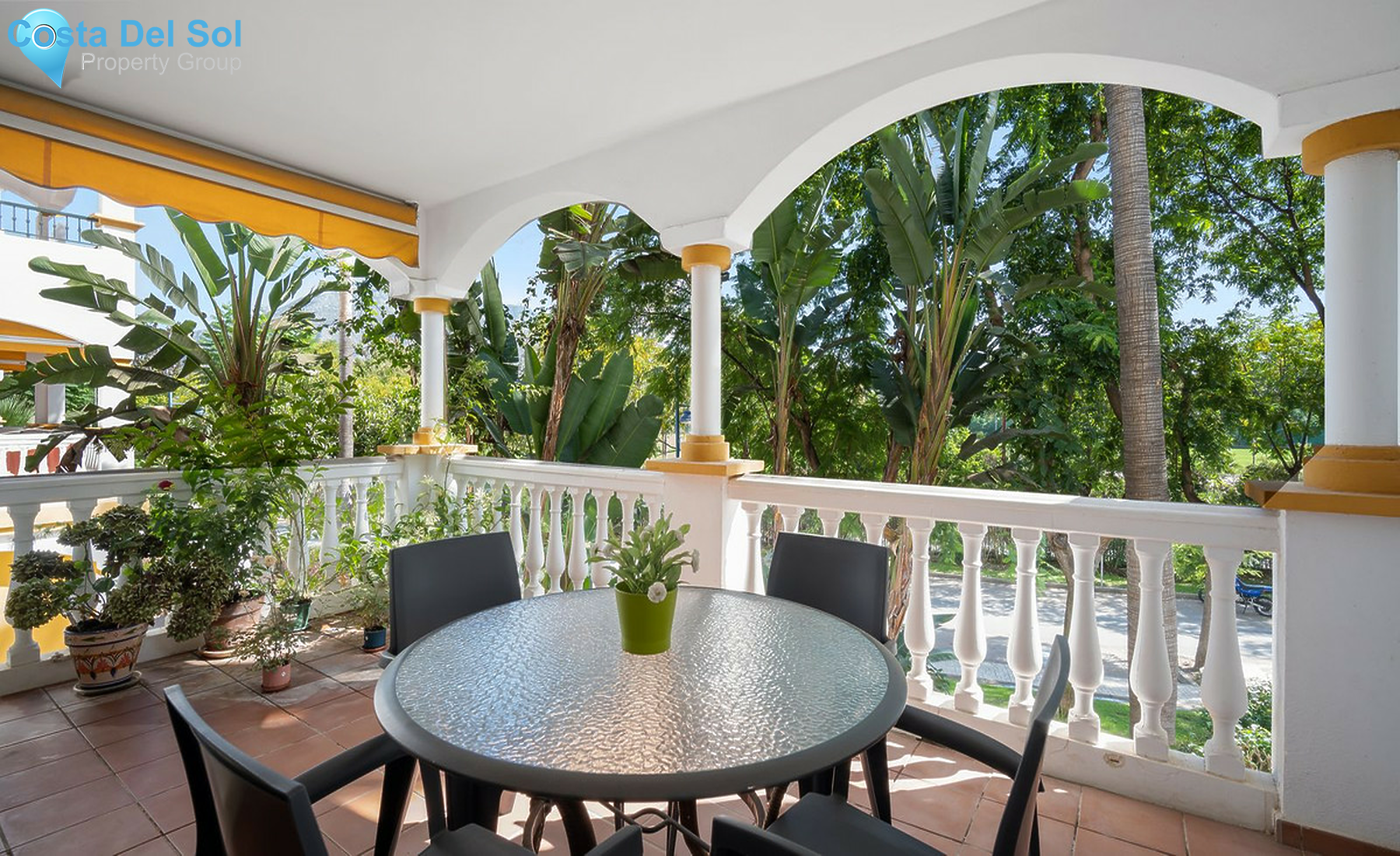 Middle Floor Apartment in Puerto Banús-1403722