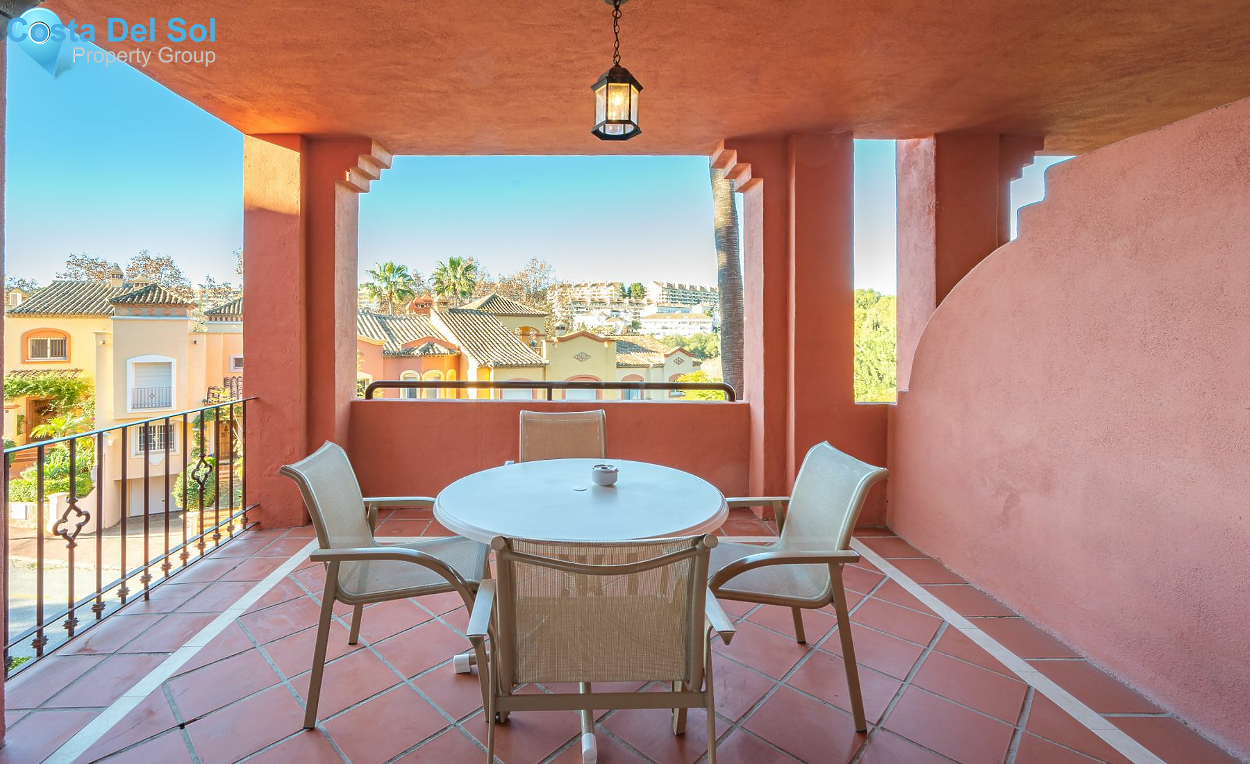 Middle Floor Apartment in Puerto Banús-1172414