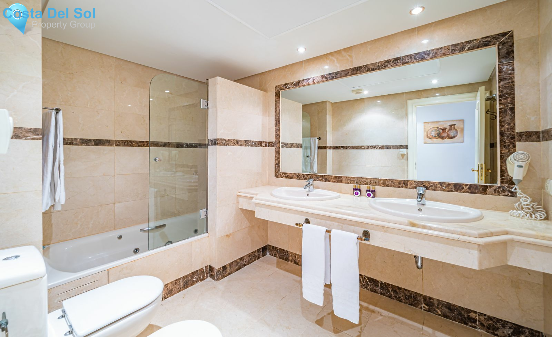 Middle Floor Apartment in Puerto Banús-1172410