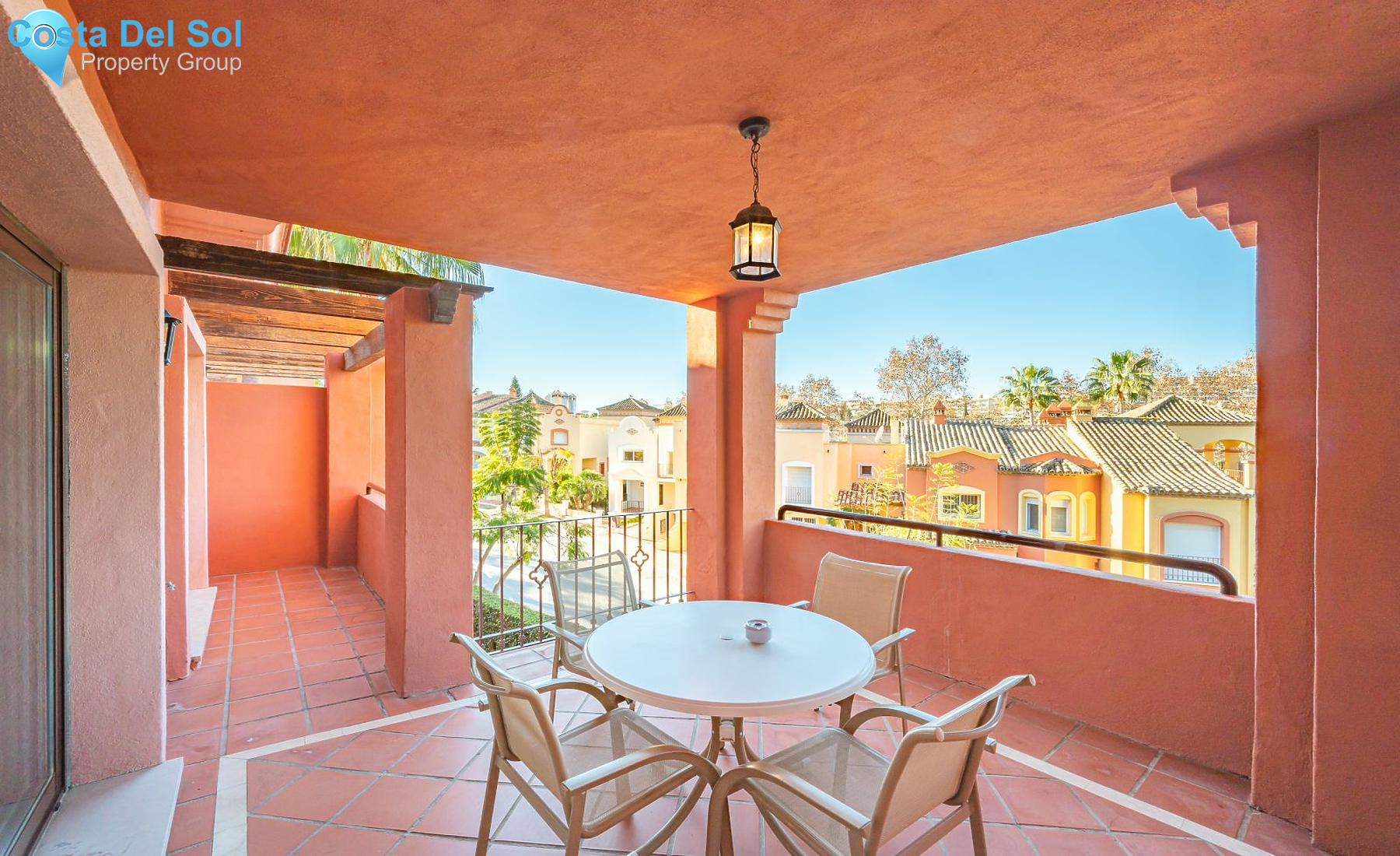 Middle Floor Apartment in Puerto Banús-1172413