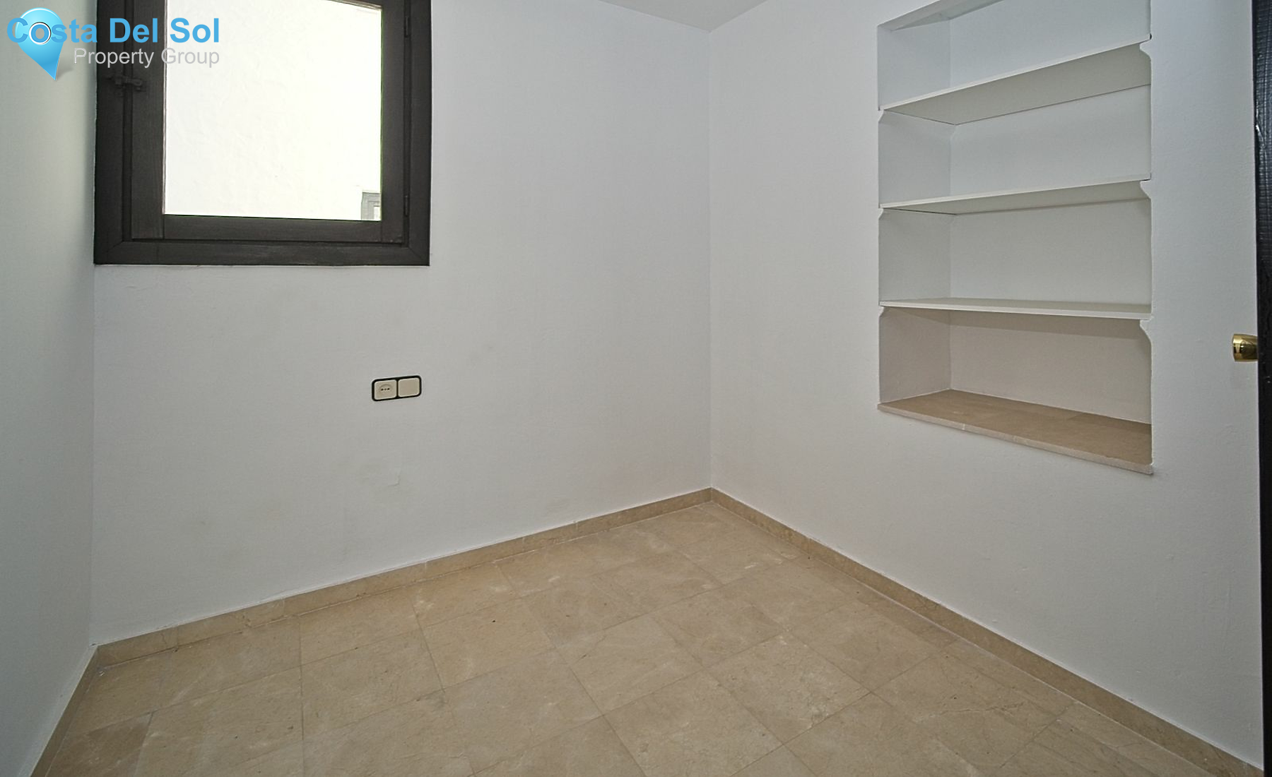 Middle Floor Apartment in Puerto Banús-1203469