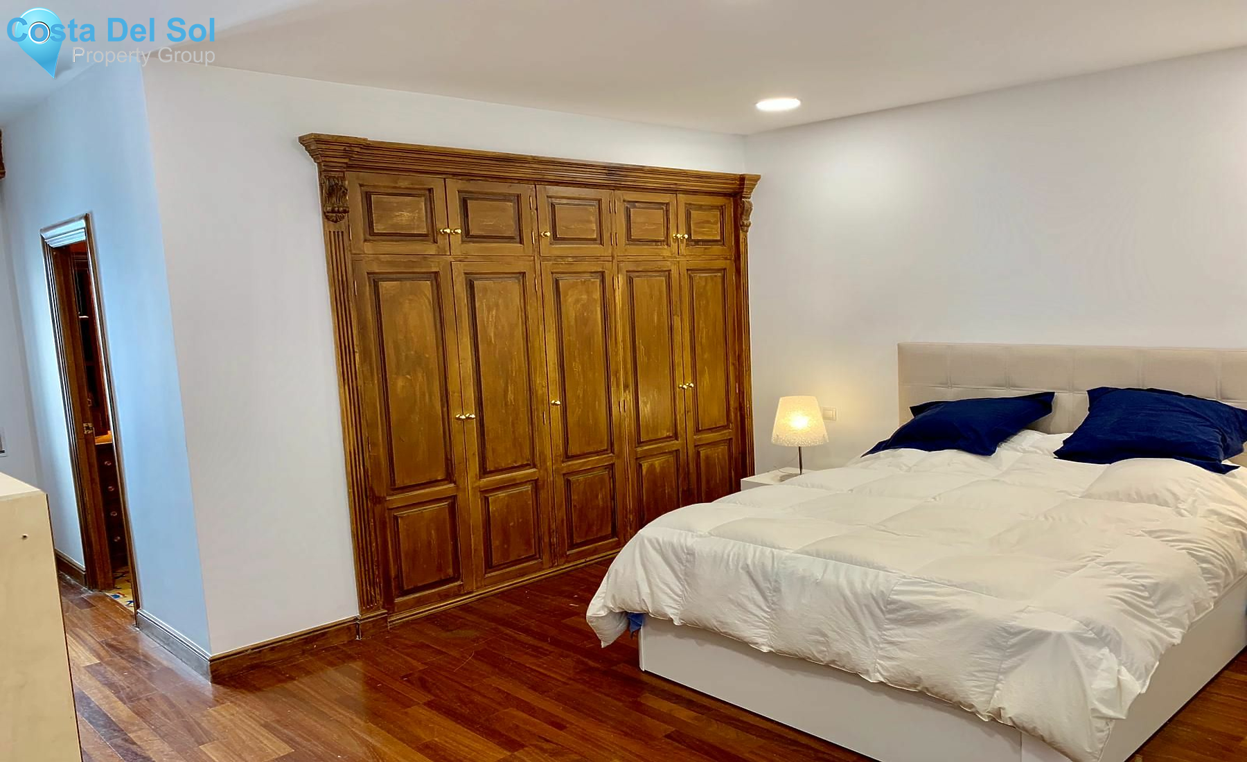 Middle Floor Apartment in Puerto Banús-1233163