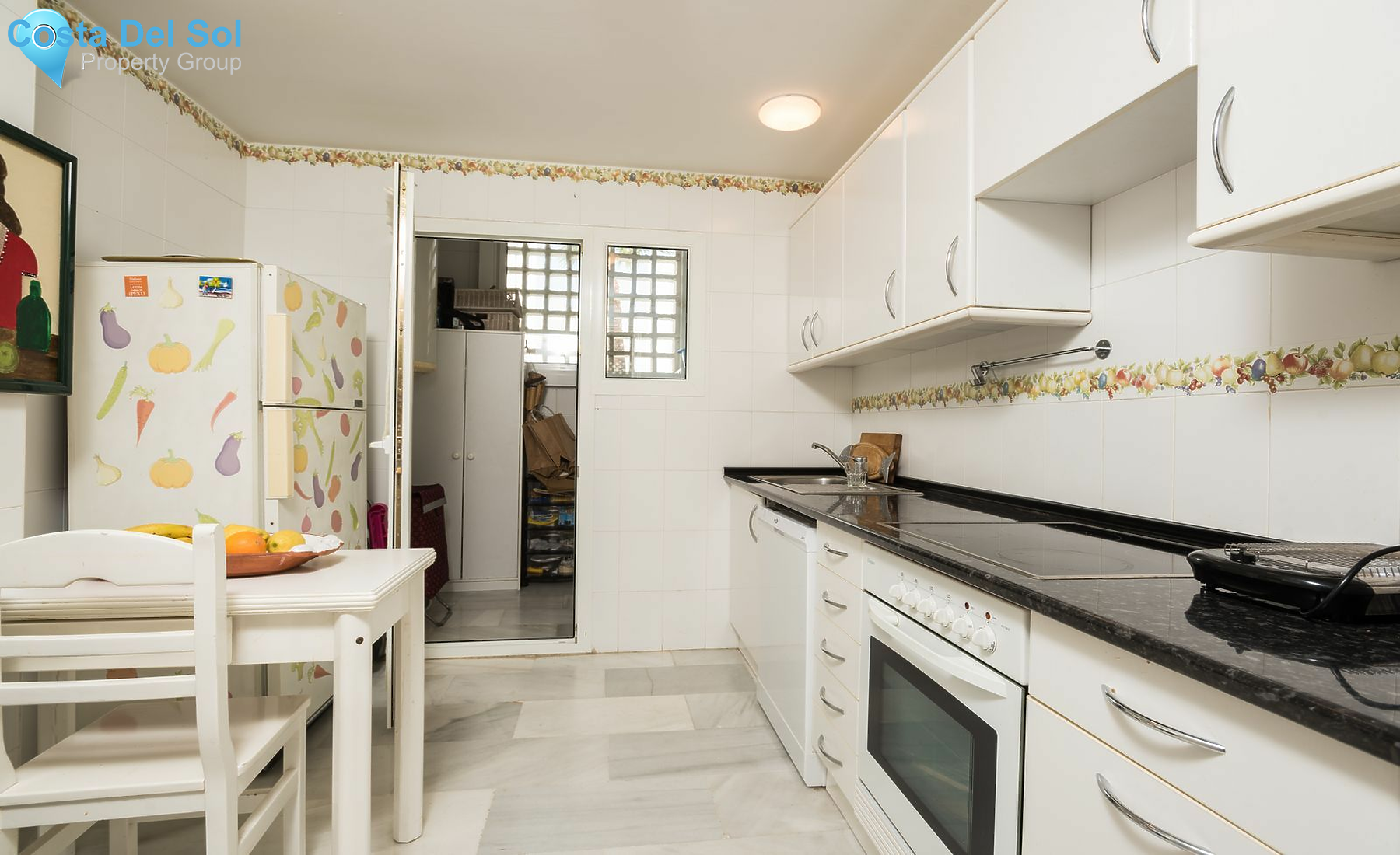 Middle Floor Apartment in Puerto Banús-1427894