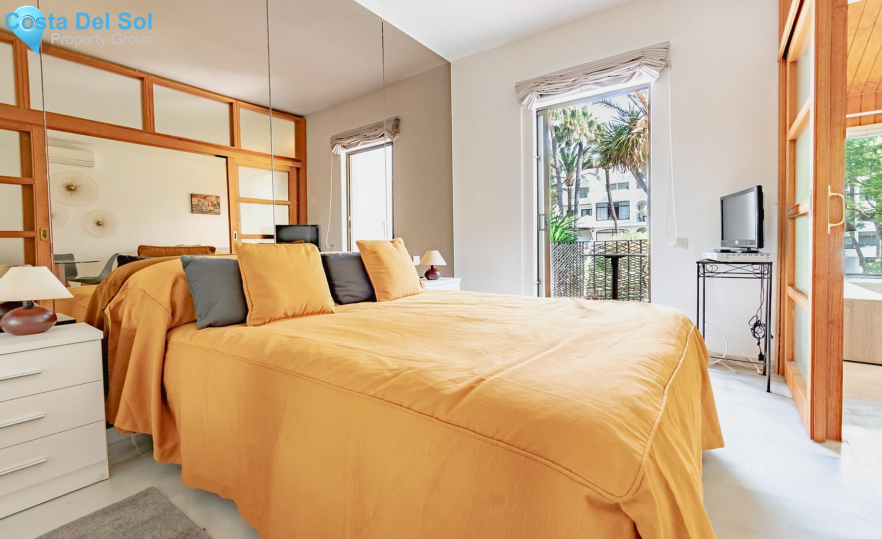 Middle Floor Apartment in Puerto Banús-1441508