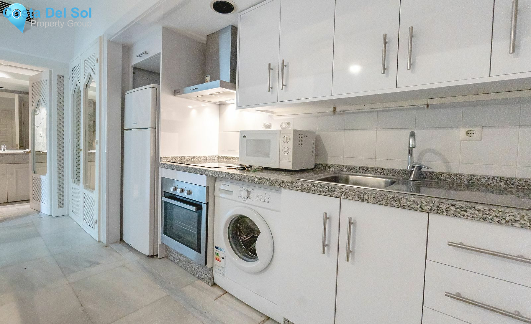 Middle Floor Apartment in Puerto Banús-1441504