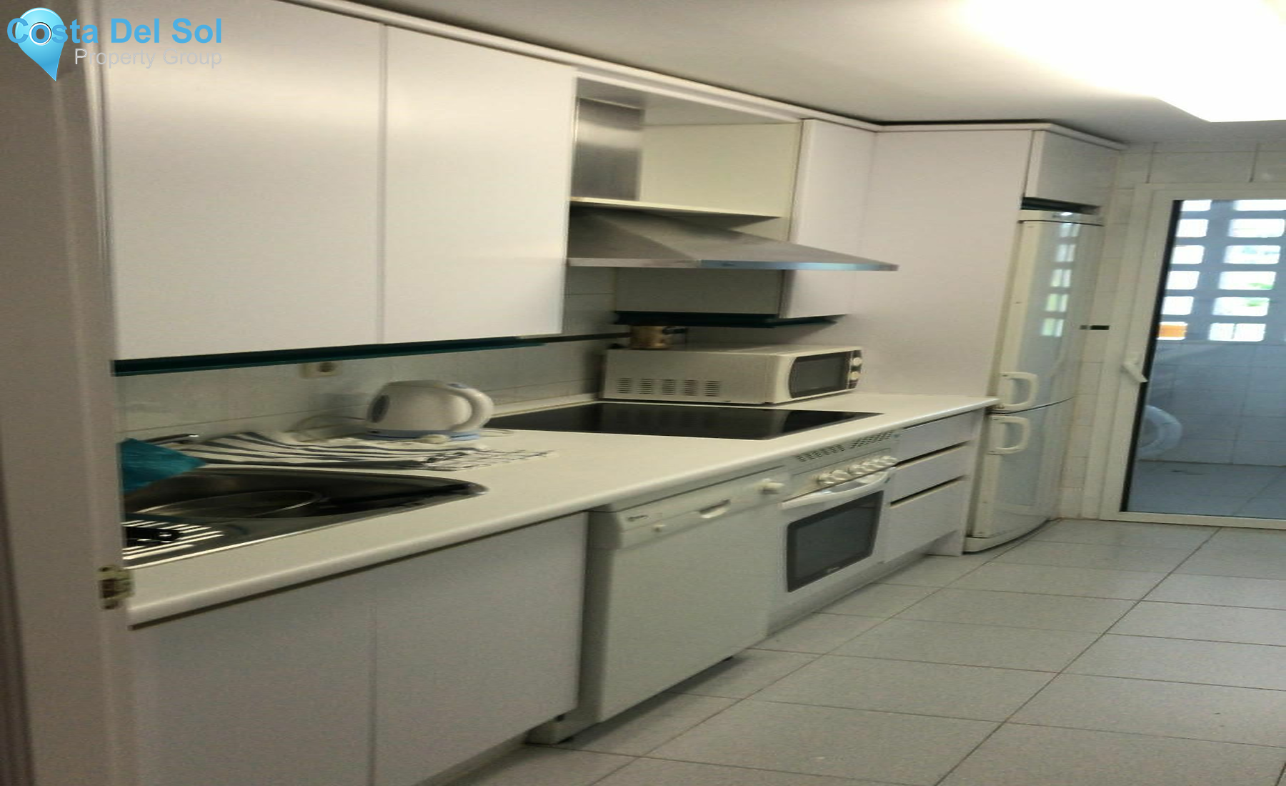 Middle Floor Apartment in Puerto Banús-1472985