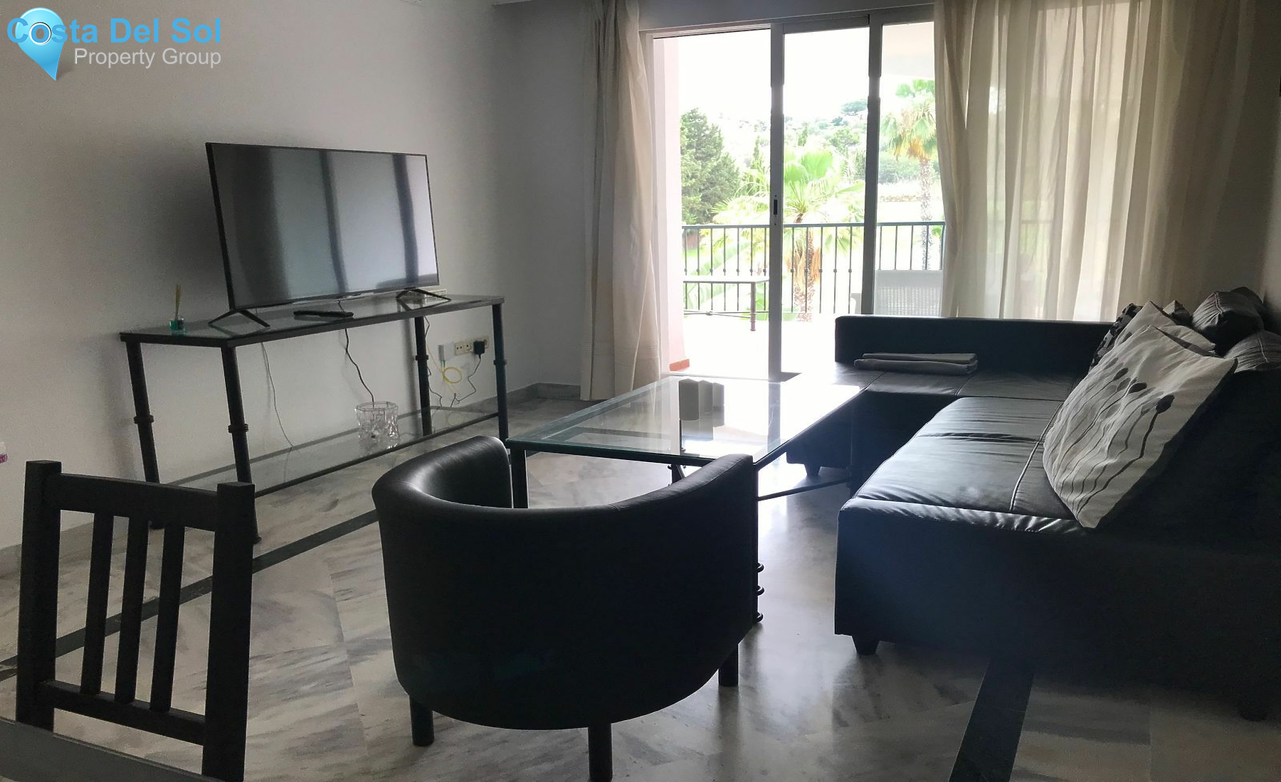 Middle Floor Apartment in Puerto Banús-1472990